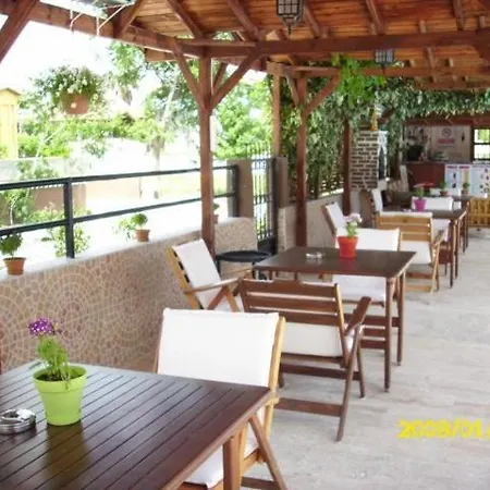 Arda Aparthotel *